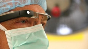 Ливанский хирург провел операцию с помощью очков Google Glass