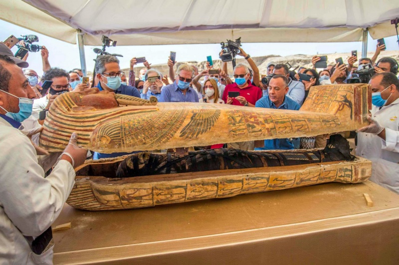 «Тайник Саккары»: В Египте обнаружили десятки саркофагов и мумий 