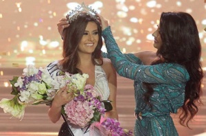 Одна фотография может лишить Мисс Ливан её титула 