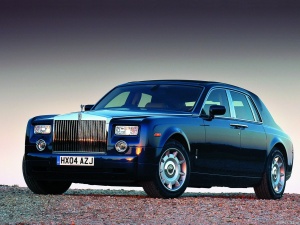 Rolls-Royce подает в суд на эмиратца, перевозившего в автомобиле корм для скота 