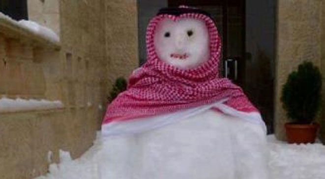 Фото: Жители Иордании в погоне за лучшим снеговиком