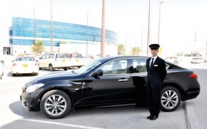 Таксопарк Дубая пополнится автомобилями VIP класса 