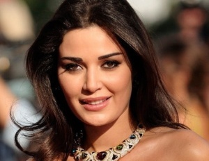 Серин Абдельнур - ливанская певица, модель, актриса и просто красавица